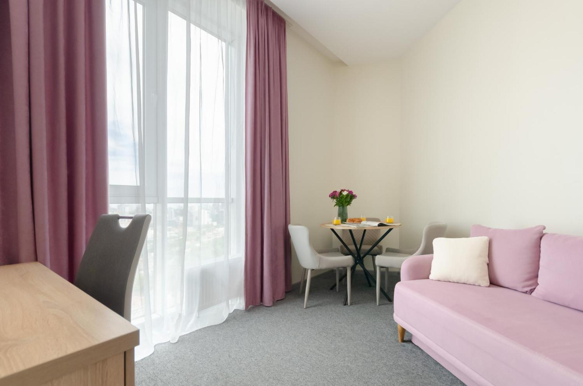 Kyiv View Railway Station Hotel Екстериор снимка