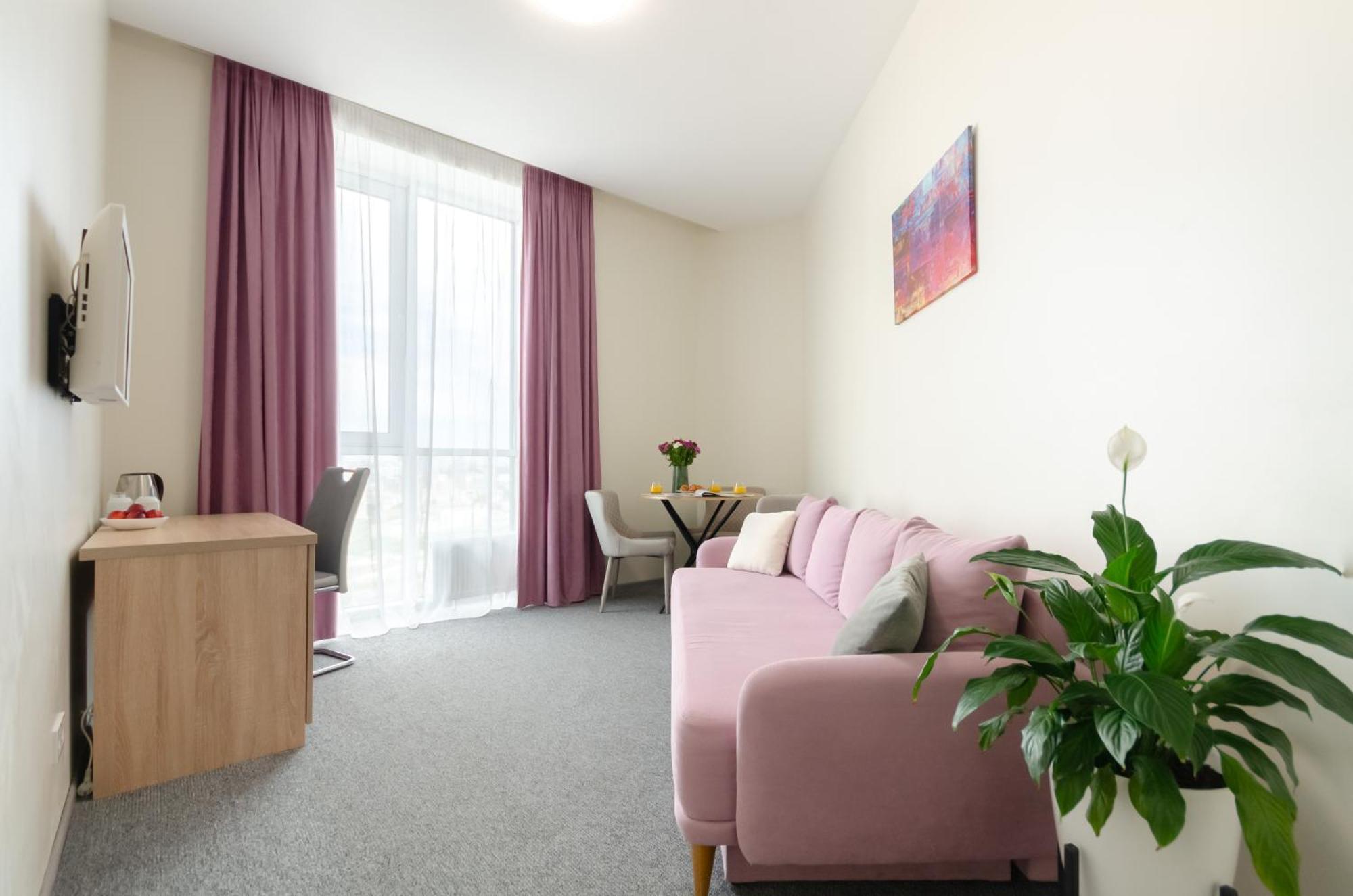 Kyiv View Railway Station Hotel Екстериор снимка
